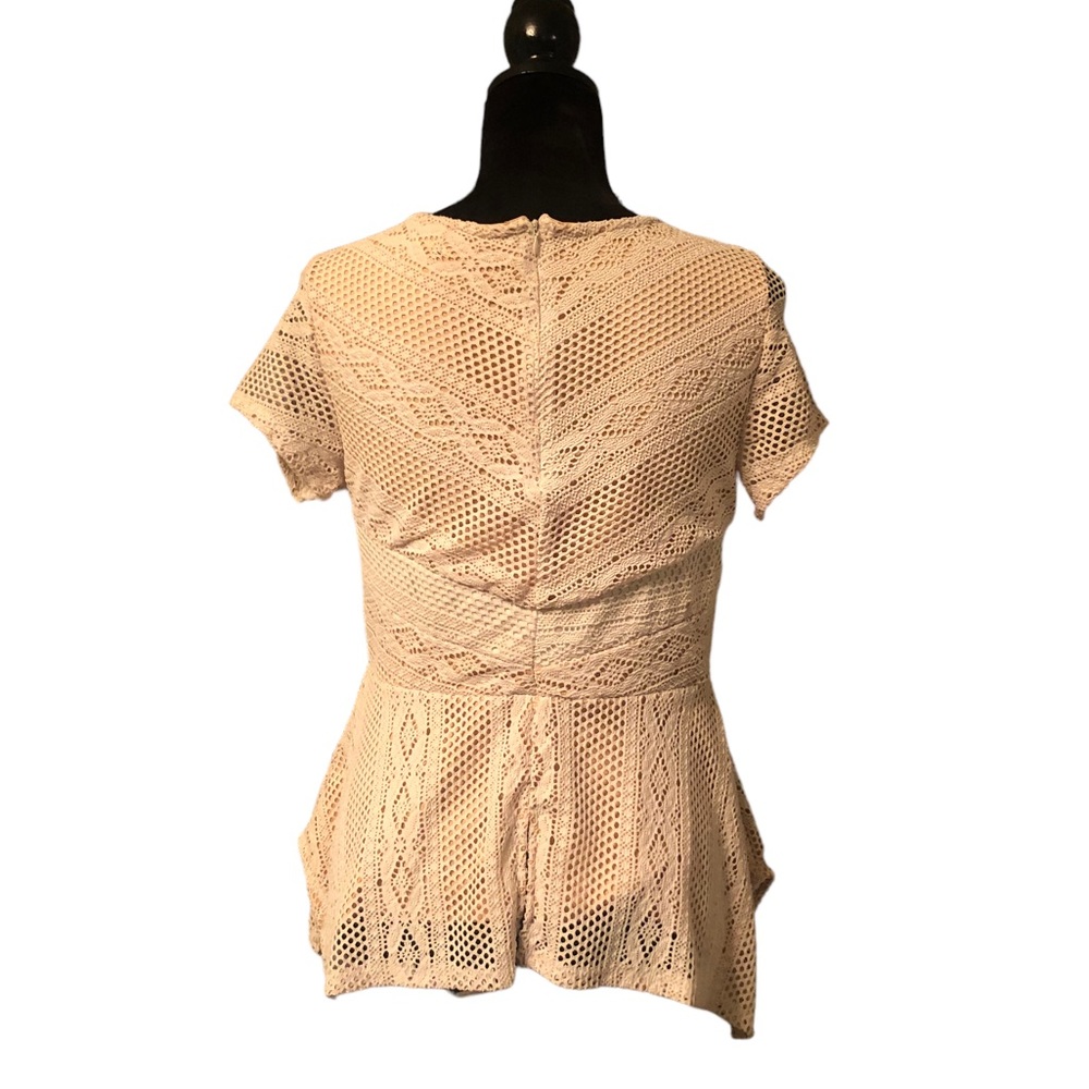 BKE Cream Lace Peplum Blouse size Large - Picture 3 of 10